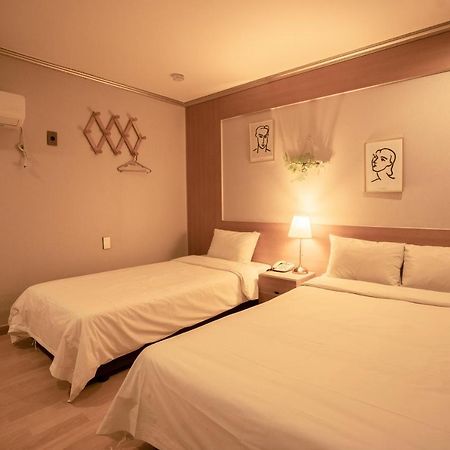 Jeju Stay Hotel Exteriör bild