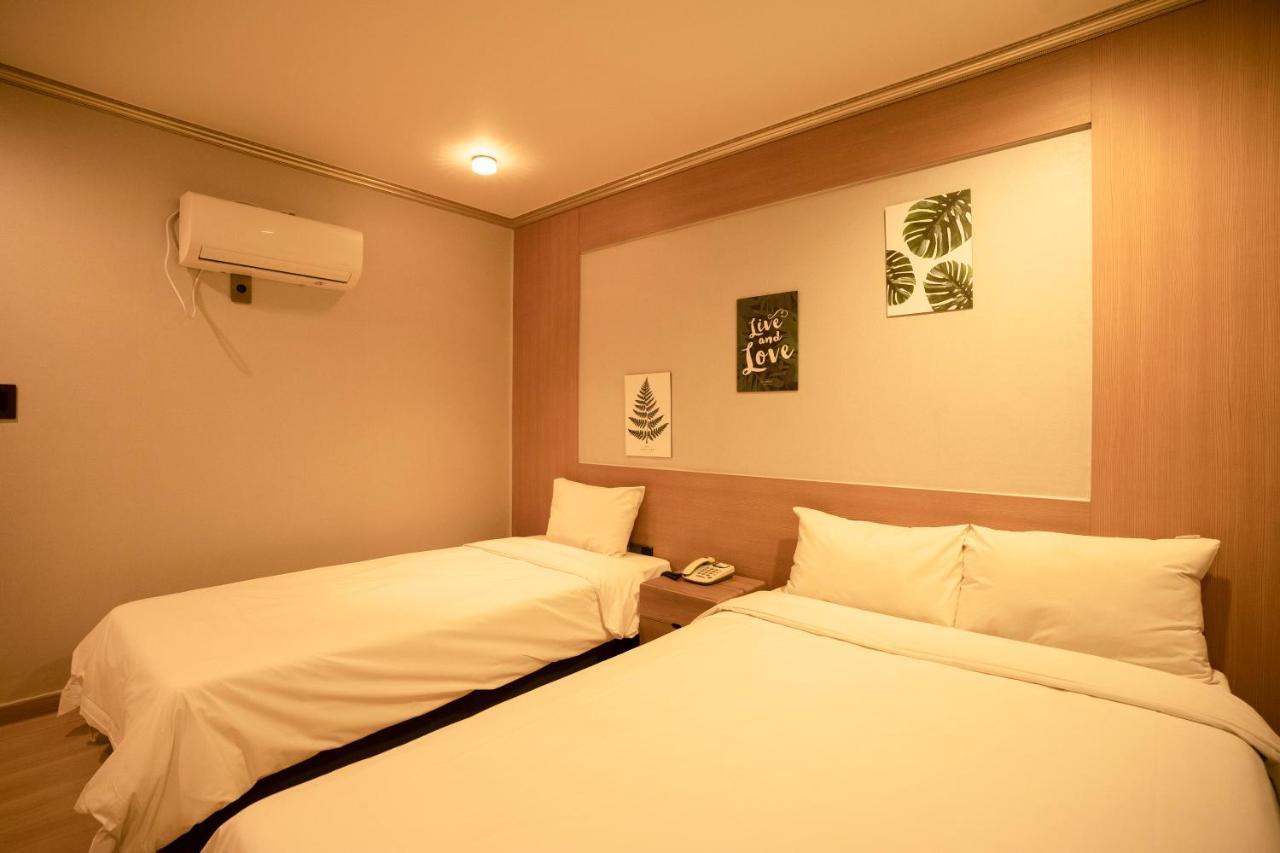 Jeju Stay Hotel Exteriör bild