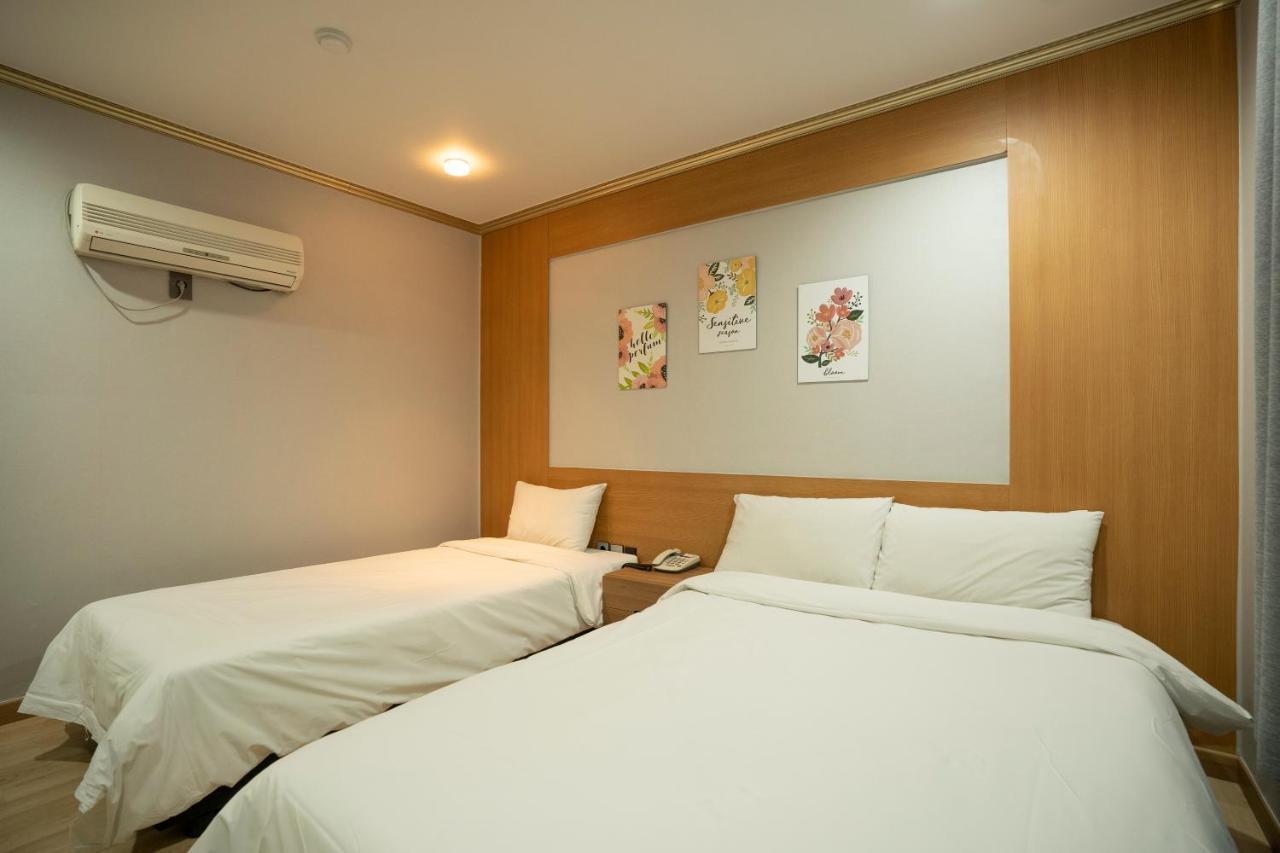 Jeju Stay Hotel Exteriör bild