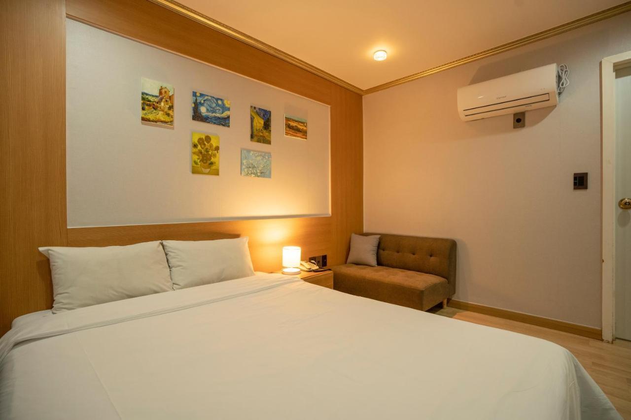 Jeju Stay Hotel Exteriör bild