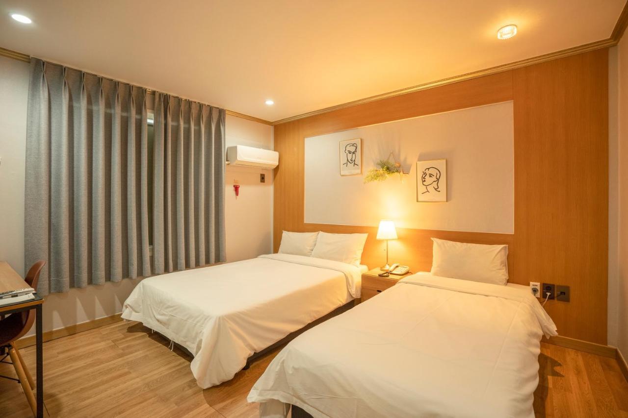 Jeju Stay Hotel Exteriör bild