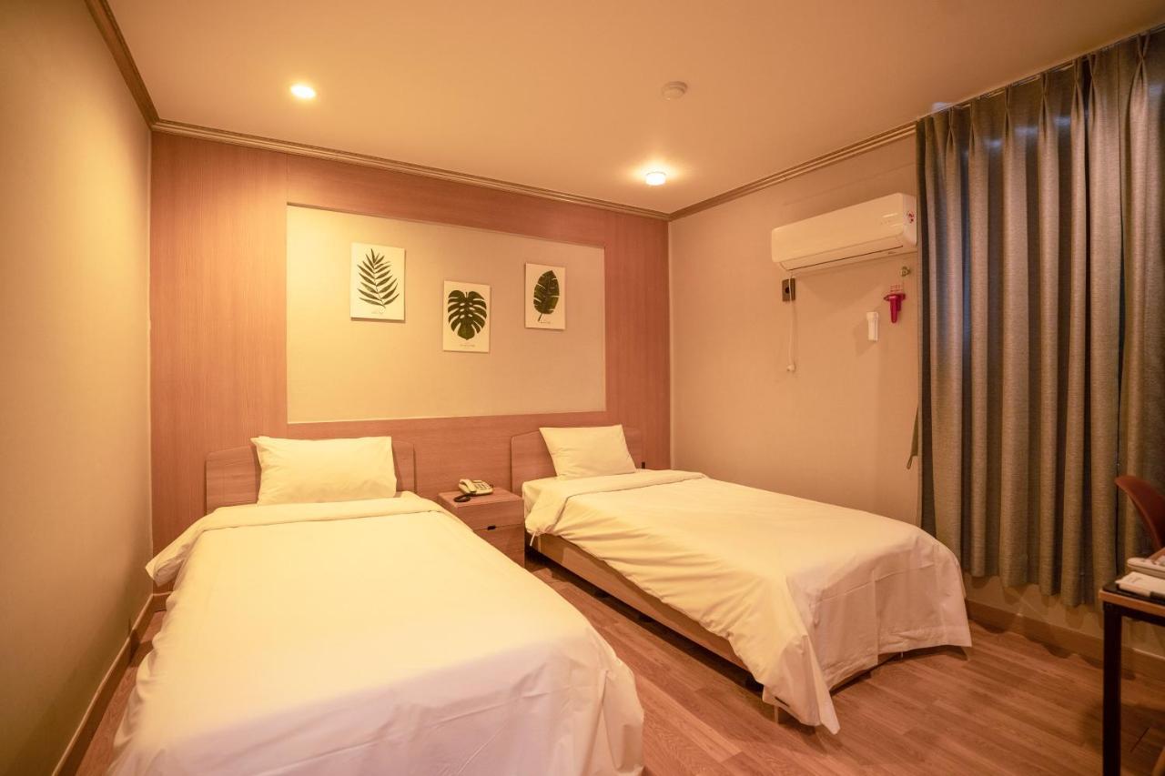 Jeju Stay Hotel Exteriör bild